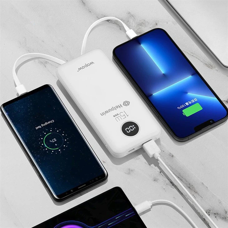 USB C Lightning Power Bank Made In China
